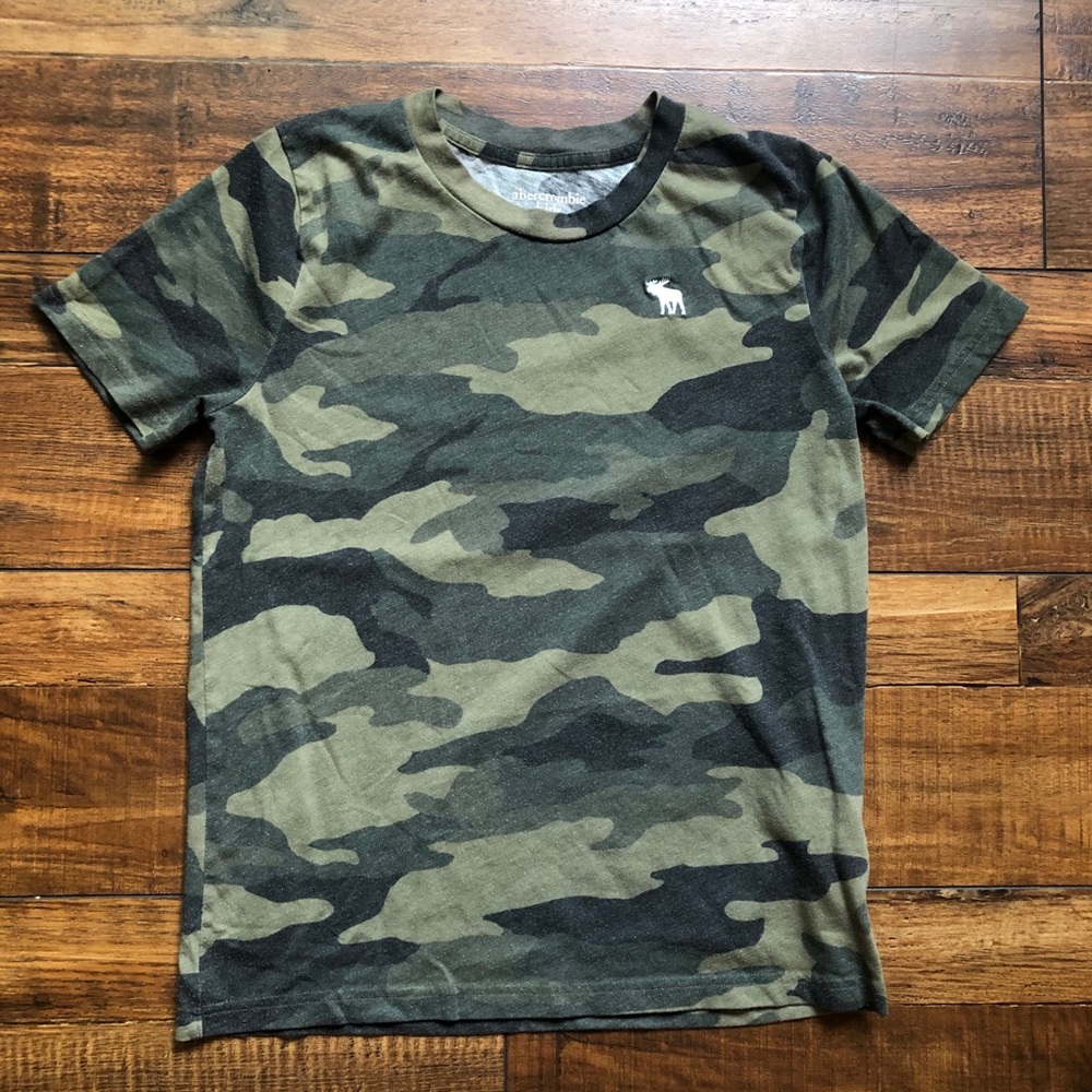 Boys Abercrombie kids Camo tee